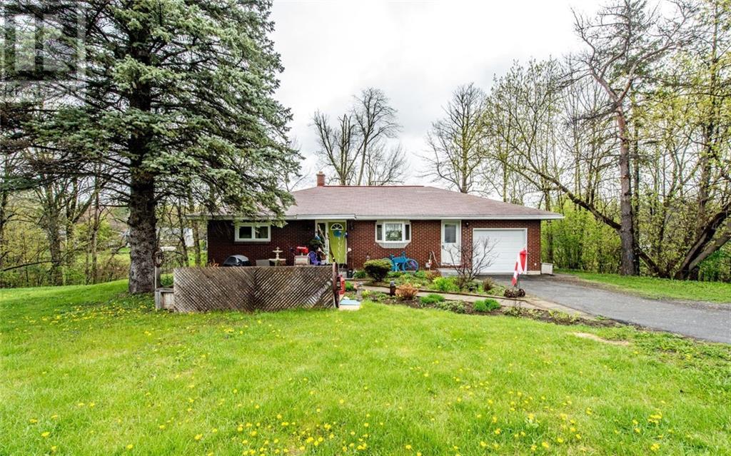 4395 RIDEAU VALLEY DRIVE N (1183479) Ainsley Shepherd