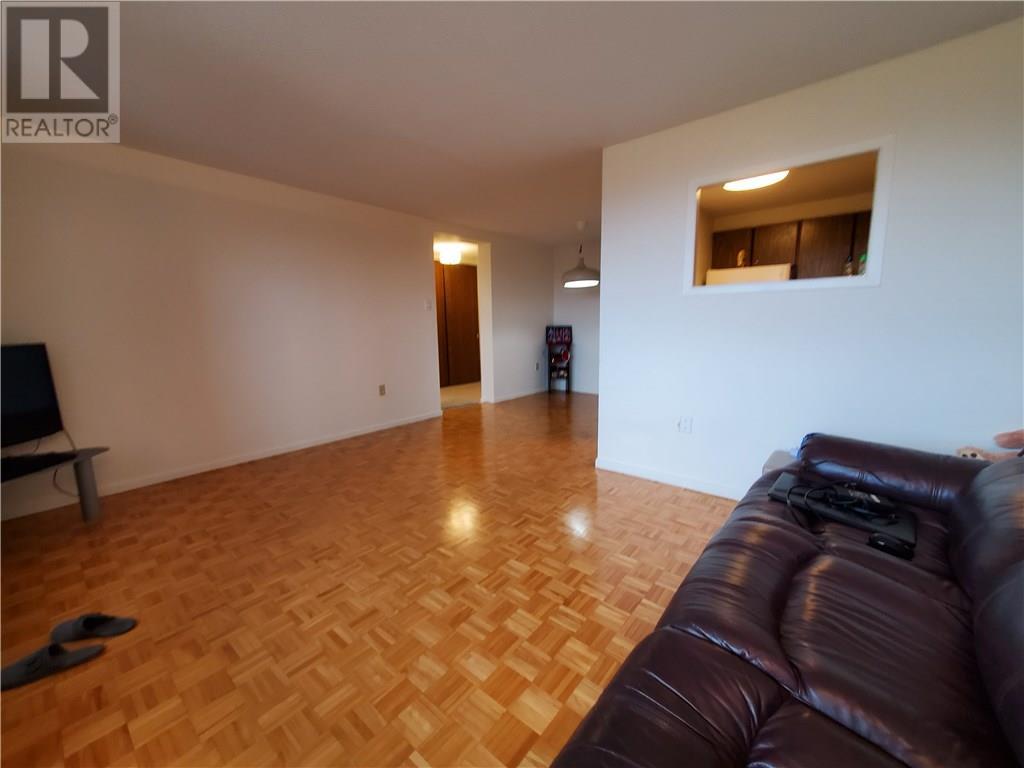 3100 CARLING AVENUE UNIT309 (1188736) Ainsley Shepherd